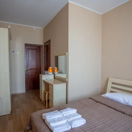 мини дядюшка чао Otel *